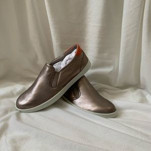 Metallic Ecco slip on sneaker